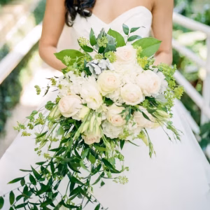 cascade bouquet Cascade/Trailing Bouquets